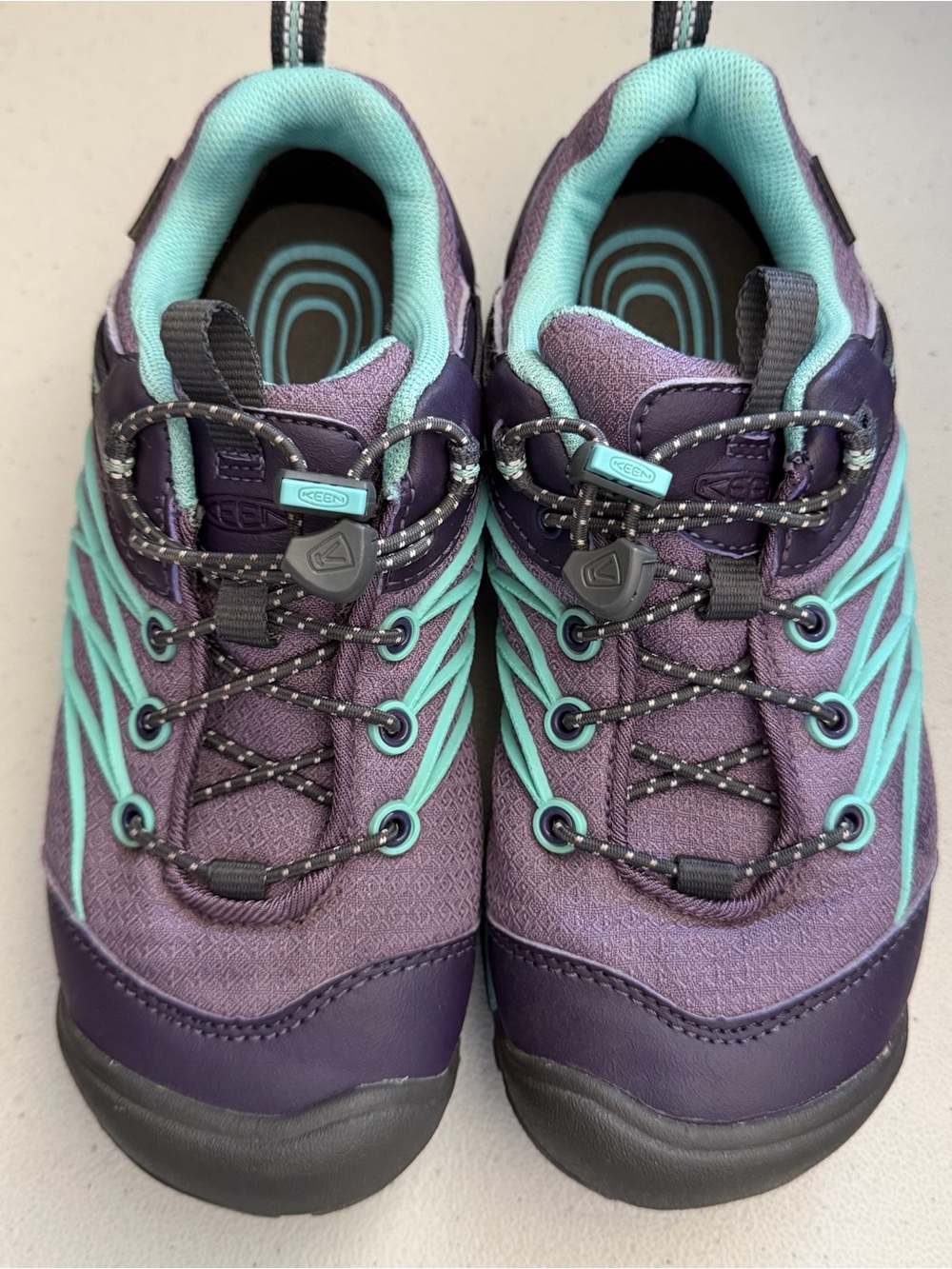KEEN Chandler CNX waterproof hiking sneakers for girls size 2 - Picture 4 of 5